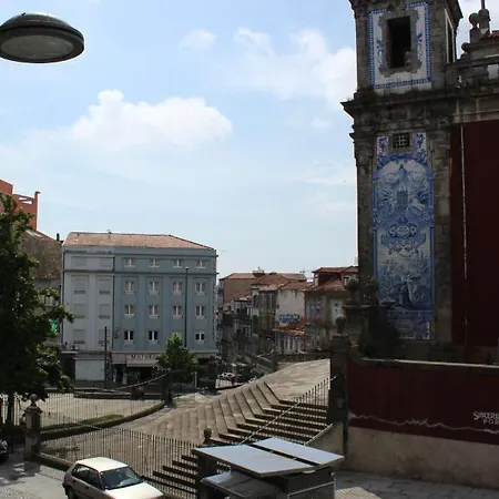 Cool Family - Praca Da Batalha * Oporto